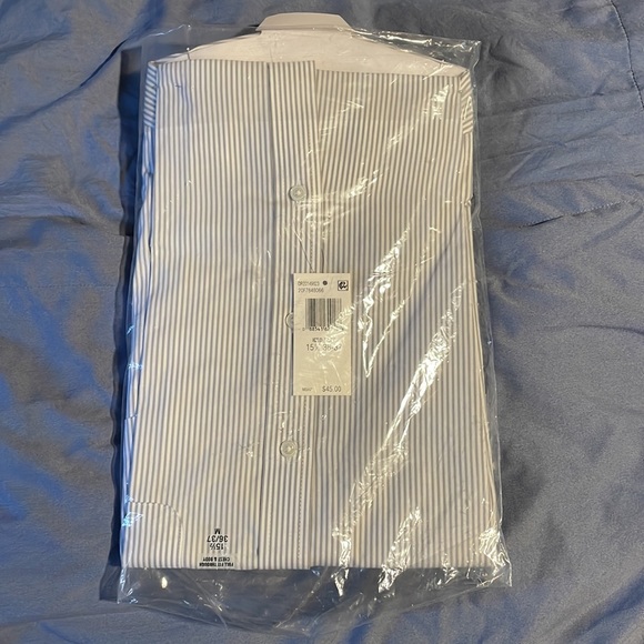 Van Heusen Shirt - Picture 2 of 2